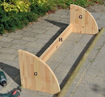 Kvartcirkler samles Kvartcirkler fra skabelonen samles med et bræt